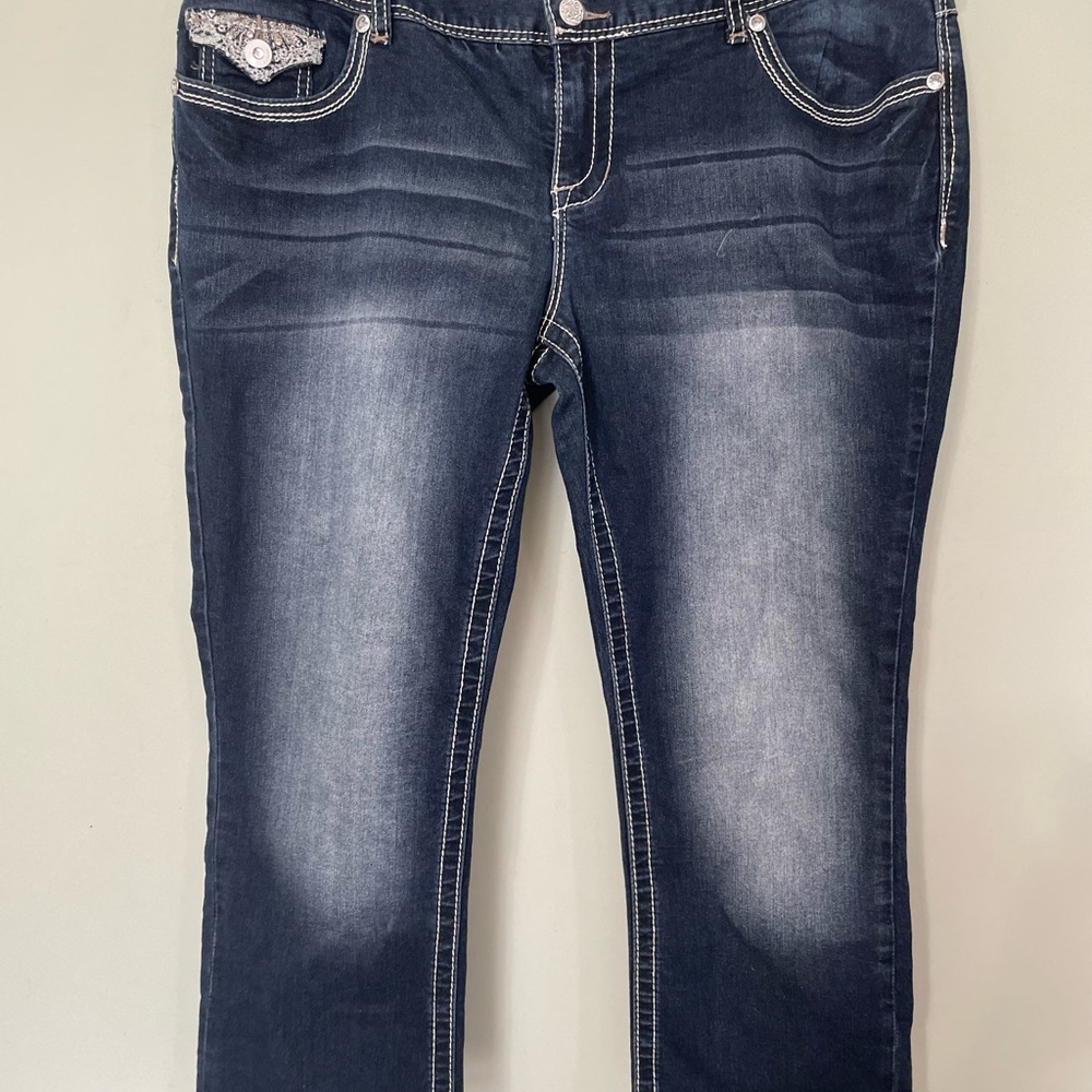 Vanity Dark Blue Women's Capri  jeans